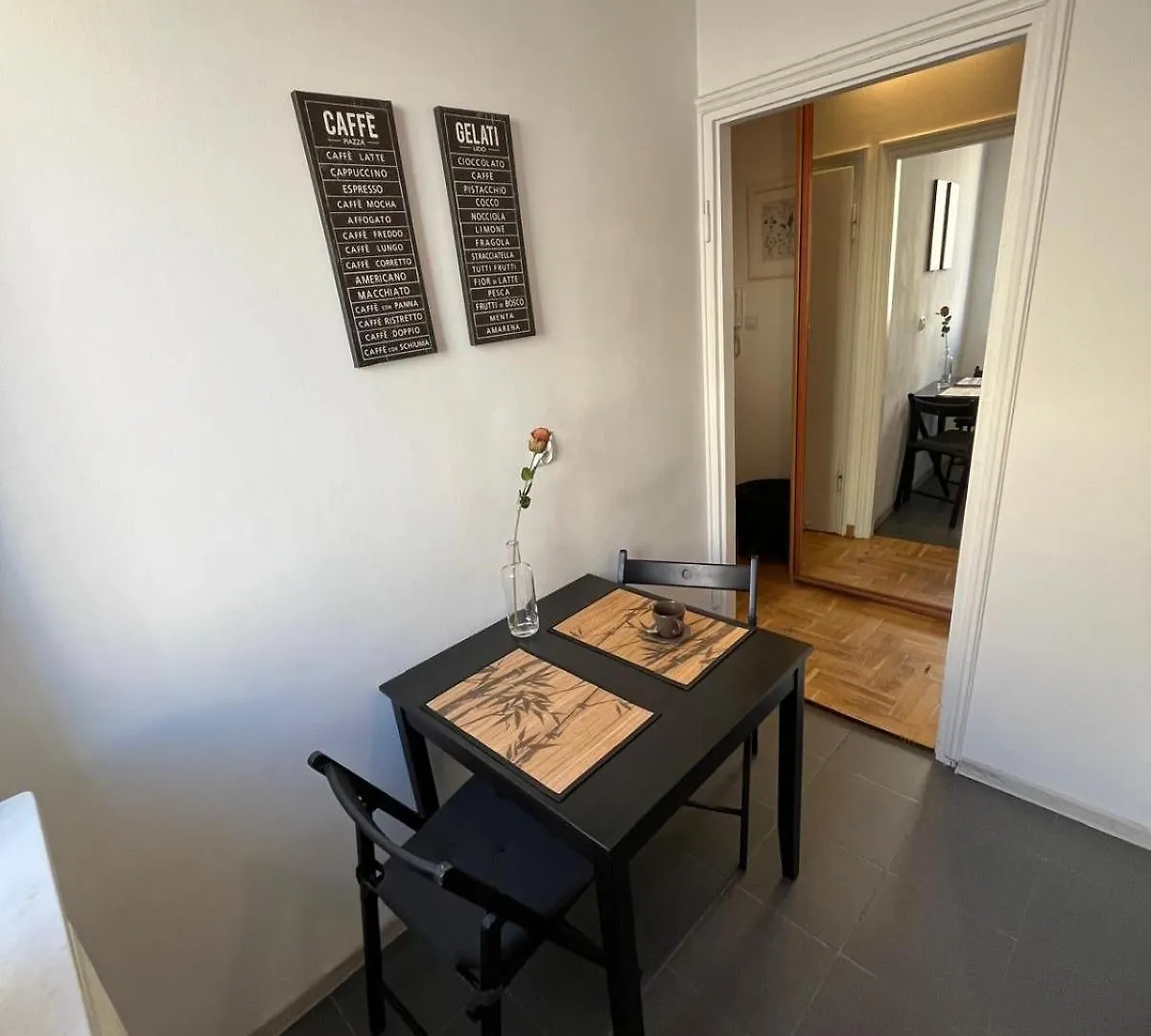 City Center & Old Town Cozy Flat #Smart Tv #Fast Wi-Fi #Metro Warsaw Apartment