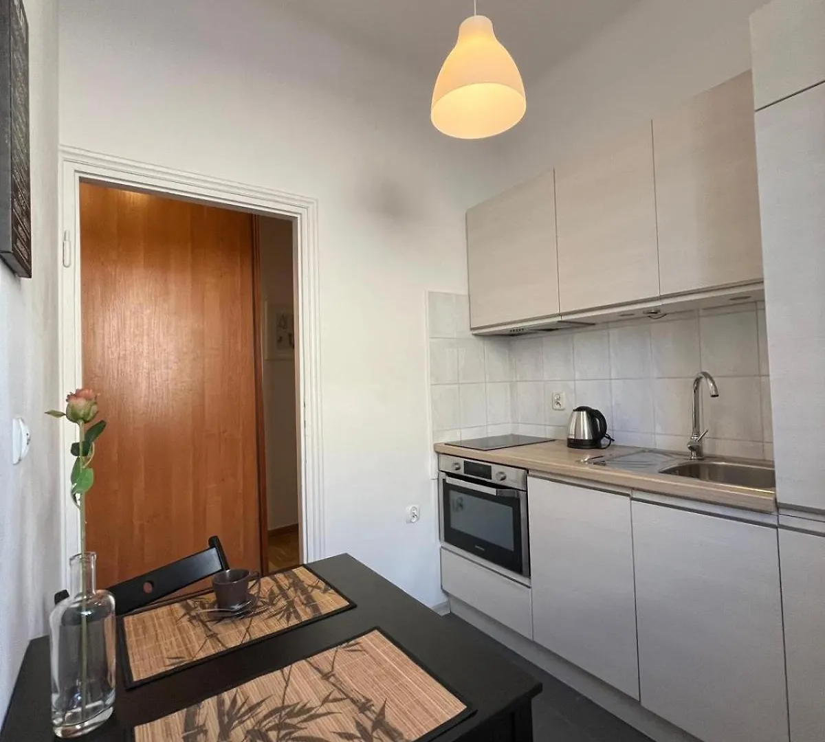 City Center & Old Town Cozy Flat #Smart Tv #Fast Wi-Fi #Metro Warsaw
