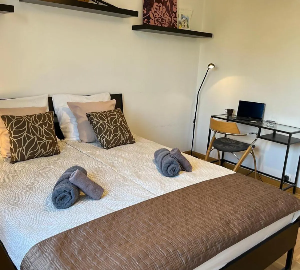 City Center & Old Town Cozy Flat #Smart Tv #Fast Wi-Fi #Metro Warsaw